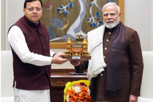 प्रधानमंत्री नरेंद्र मोदी जी, हमेशा उत्तराखंड के हितों के लिए चिंतनशील रहते हैं। प्रधानमंत्री जी के नेतृत्व में उत्तराखंड लगातार विकास के नए आयाम छू रहा है:धामी
