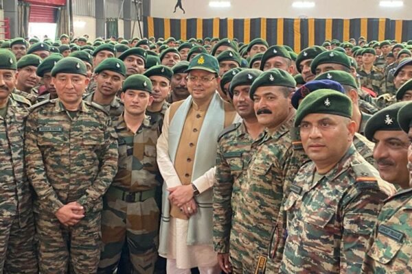मुख्यमंत्री ने कहा कि राज्य सरकार सैनिकों और उनके परिवारों के कल्याण के प्रति प्रतिबद्ध है