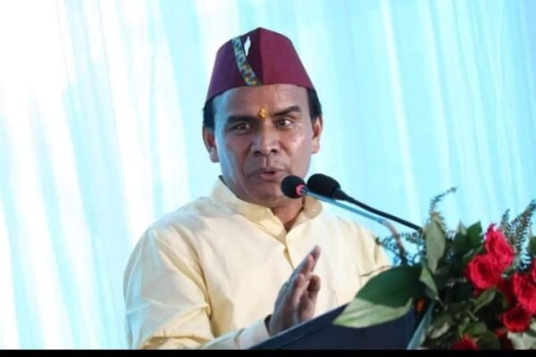मंत्री डॉ. धन सिंह रावत ने कहा कि वार्षिक स्थानांतरण के तहत विभिन्न श्रेणियों के अंतर्गत पात्र शिक्षकों की स्थानांतरण सूची भी तैयार करने के निर्देश अधिकारियों को दिये गये हैं